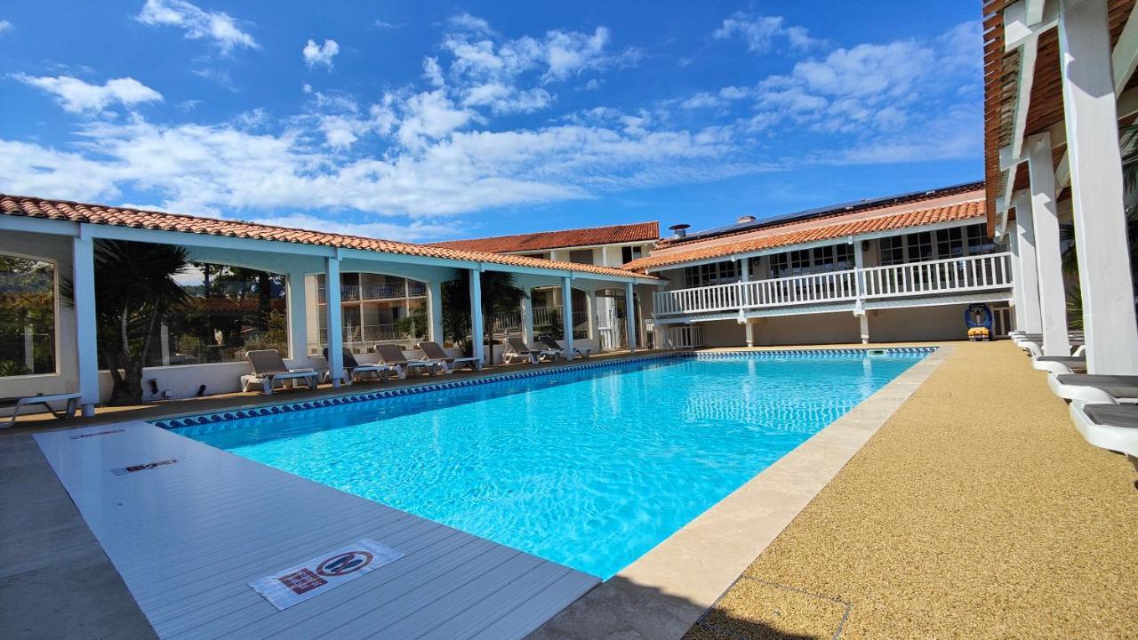Hotel Et Spa Les Cleunes Oleron Saint-Trojan-les-Bains Exterior photo